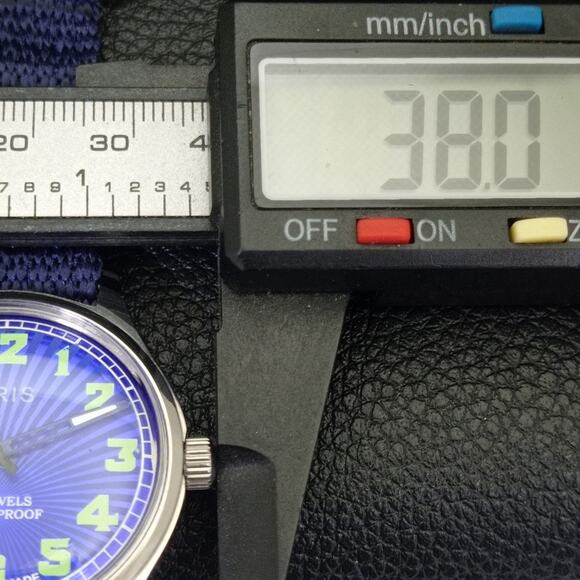 Vintage 1991 Oris Manual Mens Silver Watch W/Nato Strap & Green accents - Picture 7 of 9